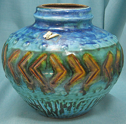 Carstens Tnnieshof vase, West German
                        Pottery